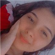 Estudiante universitario imparte clases a niños de secundaria